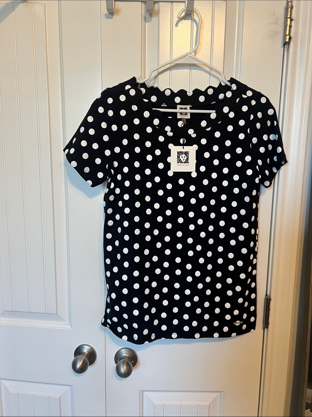 Anne Klein Black and White Polka Dot Short Sleeve Tee